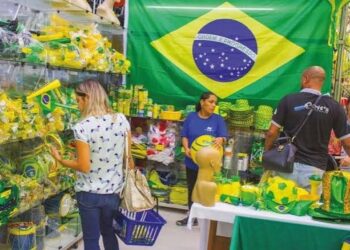 Campo Mourão: Sindicatos do comércio orientam sobre a abertura em dia de jogos da seleção