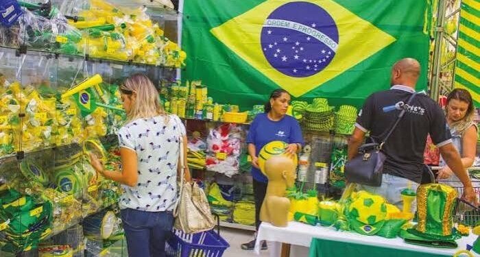 Campo Mourão: Sindicatos do comércio orientam sobre a abertura em dia de jogos da seleção