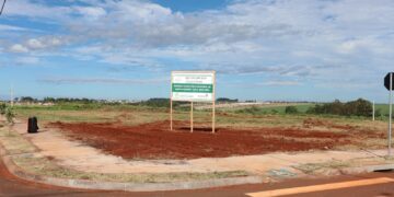 Governo do Estado assina contrato que prevê construção de novo colégio em Campo Mourão