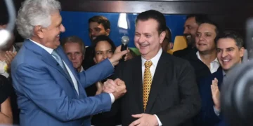 PSD oficializa candidatura de Caiado à presidência da República