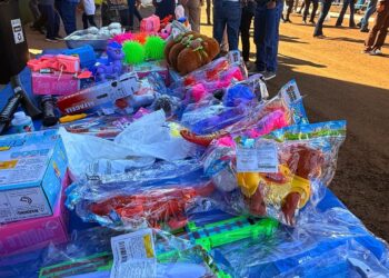 O comércio em geral atraiu público e gerou satisfação nos empreendedores durante a Festa Nacional do Carneiro no Buraco