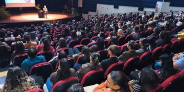 “Servidores que dão um show” foi tema de palestra na Educação