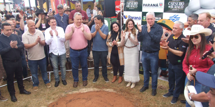 De uma festa a outra, a invasão de pré-candidatos de fora!