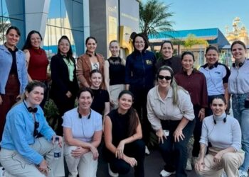 Acicam Mulher realiza visita técnica a Coamo