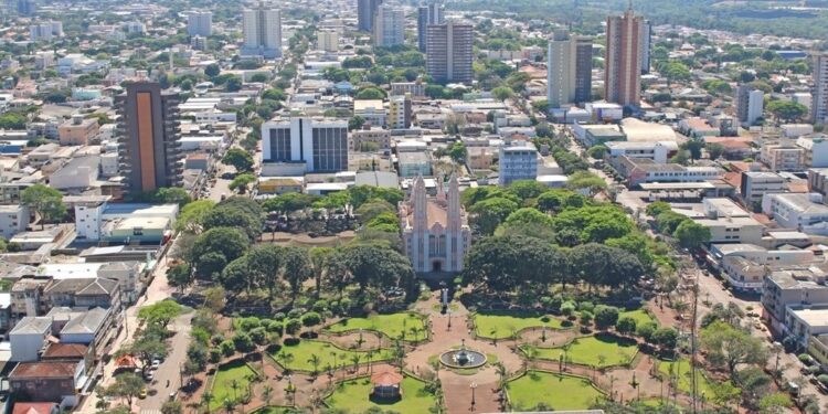 Divulgado calendário do comércio de Campo Mourão para o mês de agosto