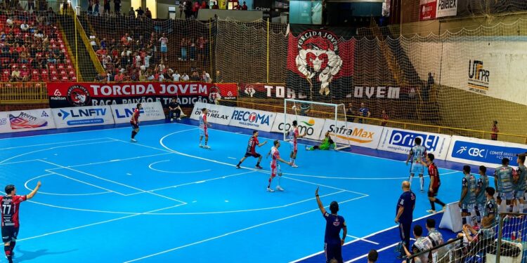 Novo piso do Belin Carolo une esporte, educação e projeção nacional para Campo Mourão