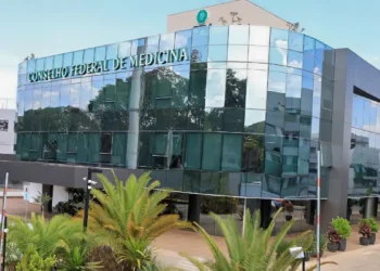 Justiça derruba norma que permite a dentista fazer harmonização facial