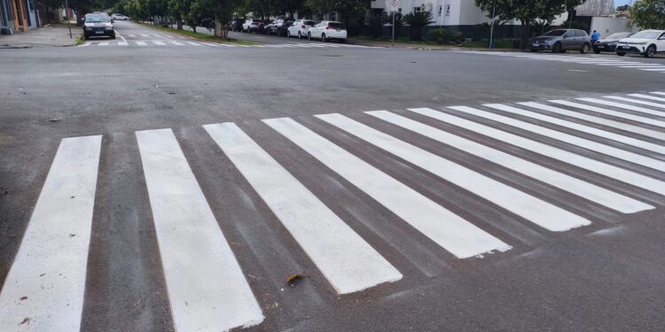Prefeitura reforça manutenção da sinalização de trânsito na área central de Campo Mourão