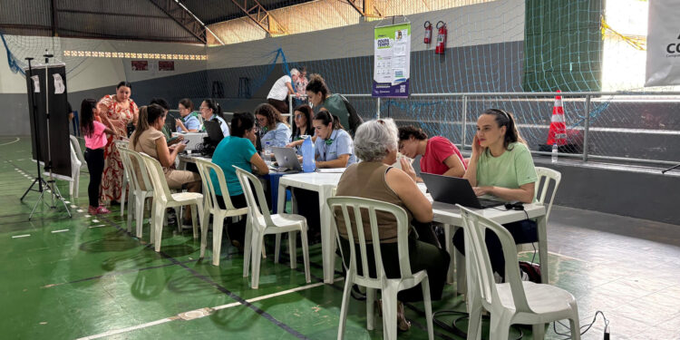 Paraná em Ação aproxima população de serviços públicos e direitos em Campo Mourão