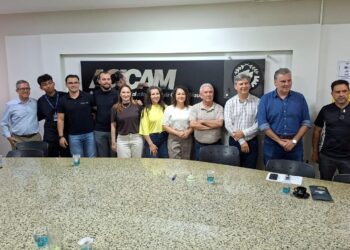 Acicam recebe a visita de lideranças empresariais e autoridades de Cianorte