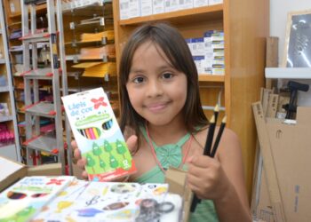 Prefeitura alerta para prazo de utilização dos vouchers de material e uniforme escolar