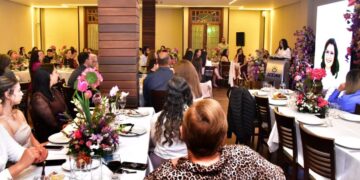 Empresariado feminino reunido no “Mulheres que Inspiram”