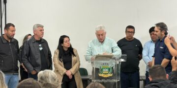 Prefeitura de Campo Mourão assina ordem de serviço para pavimentação da Avenida 27 de Dezembro