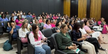 Conexão Rosa reúne mulheres em tarde de informação, acolhimento e incentivo ao autocuidado