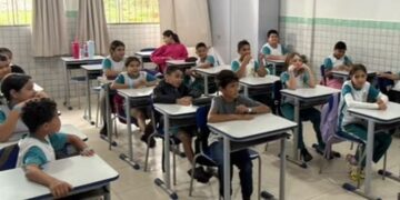 Rede Municipal de Ensino de Campo Mourão realiza rematrícula online para o ano letivo de 2027