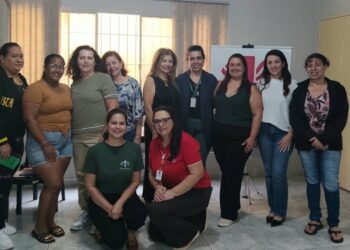 Oficina “MEI para Elas” leva informação sobre formalização de empreendedoras mulheres da Costura Criativa na Cáritas de Campo Mourão