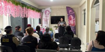 Campo Mourão: Mulheres atendidas pelo CRAM recebem certificados e kits para iniciar atividade profissional