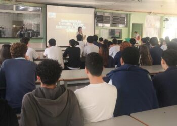 Mais de 1.000 estudantes viram mini agentes mirins de trânsito em Campo Mourão