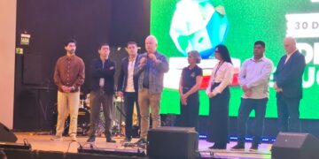 Dia da Educação premia escolas e profissionais da rede municipal de ensino de Campo Mourão