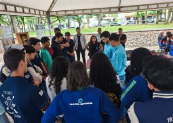 Produção orgânica é apresentada em feira na Praça do Fórum
